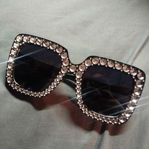 rhinestone sunglasses (new)
